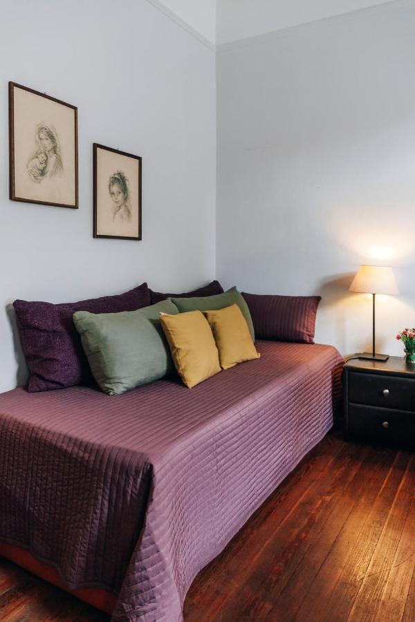 Monastiraki-Psiri, Old Town, 3-Bdr Apt, Sleep 6-10P, Spacious Court Yard Athen Eksteriør billede