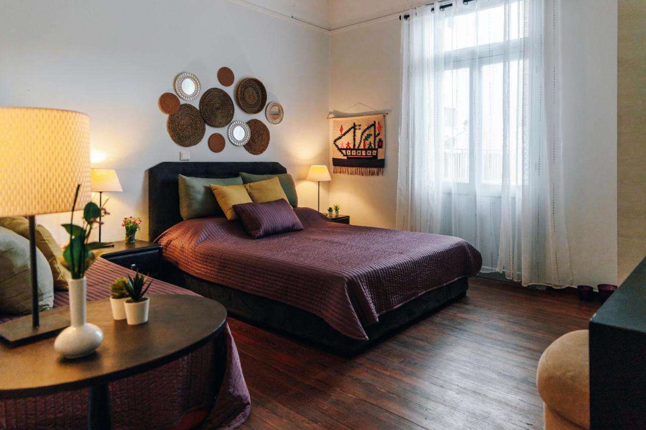 Monastiraki-Psiri, Old Town, 3-Bdr Apt, Sleep 6-10P, Spacious Court Yard Athen Eksteriør billede