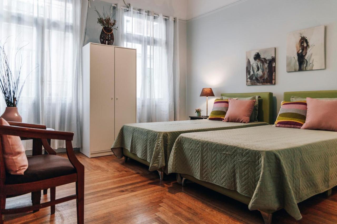 Monastiraki-Psiri, Old Town, 3-Bdr Apt, Sleep 6-10P, Spacious Court Yard Athen Eksteriør billede